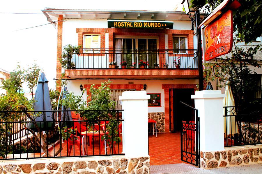 Hostal Rio Mundo Riópar Eksteriør billede